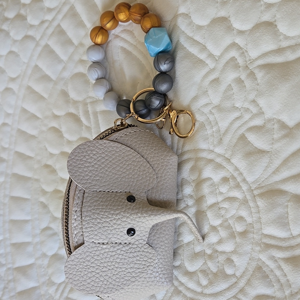 Silicone chunky Elephant beaded wristlet coin purse plus